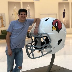 Meet your Posher, Manny